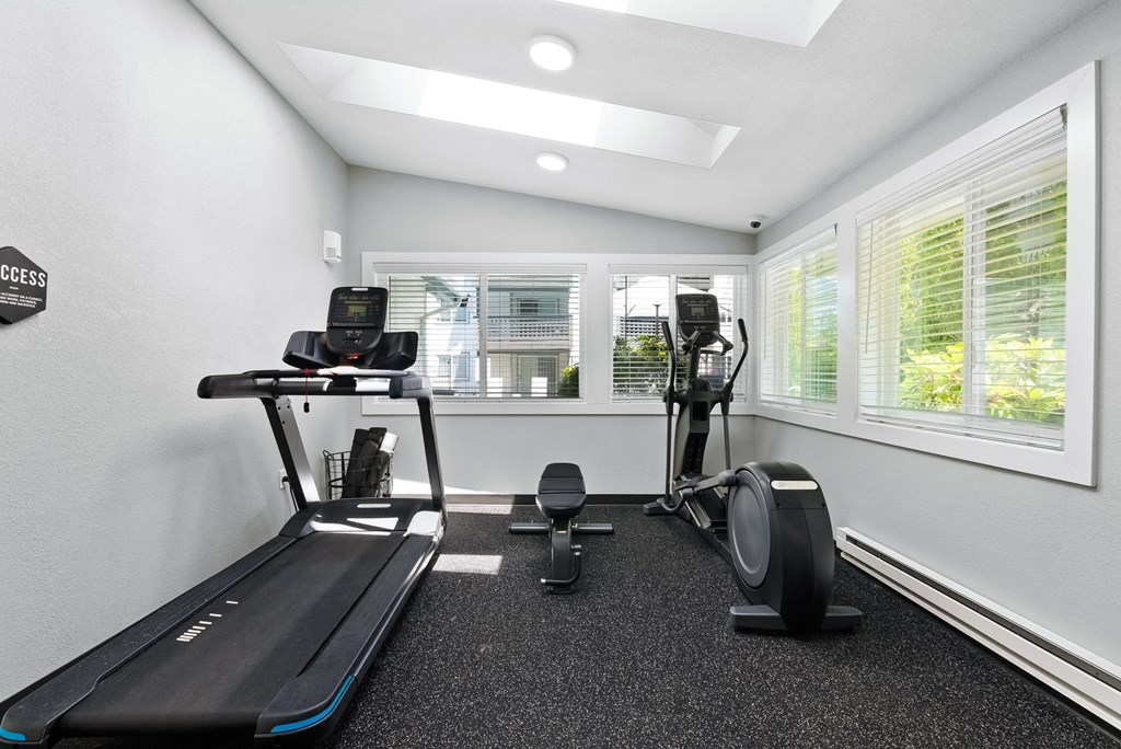 the gym at the preserve apartments