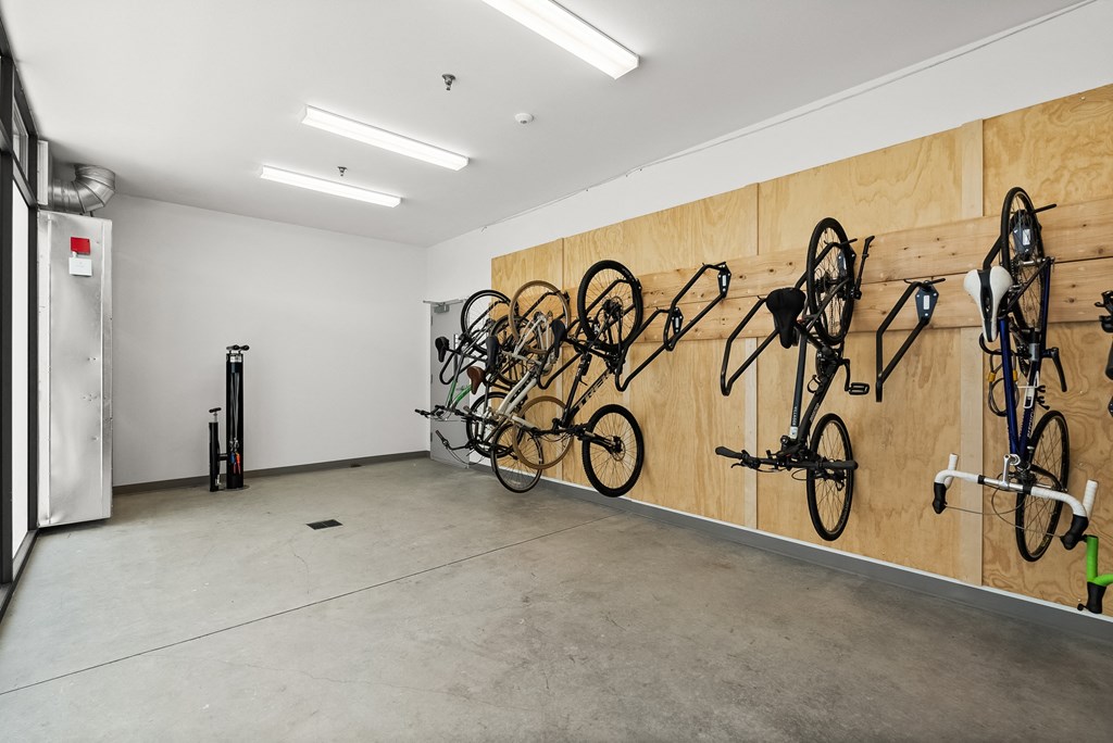 the collection 527 office space with bikes on the wall
