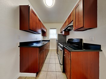 840 Van Ness Avenue Studio-2 Beds Apartment for Rent - Photo Gallery 2