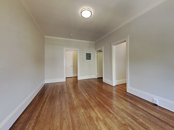 378 Grand Avenue Studio-1 Bed Apartment for Rent - Photo Gallery 6