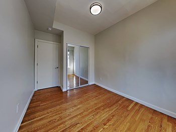 305 Hyde St. Studio-1 Bed Apartment for Rent - Photo Gallery 4