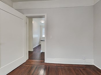 1029 Geary Street Studio-2 Beds Apartment for Rent - Photo Gallery 3