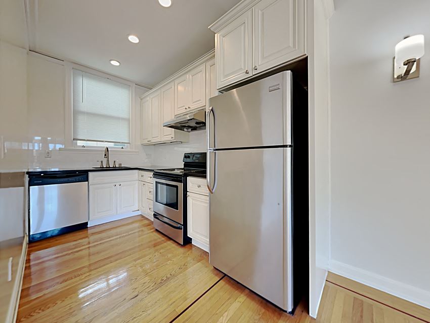 78 Parker Ave Studio-2 Beds Apartment for Rent - Photo Gallery
