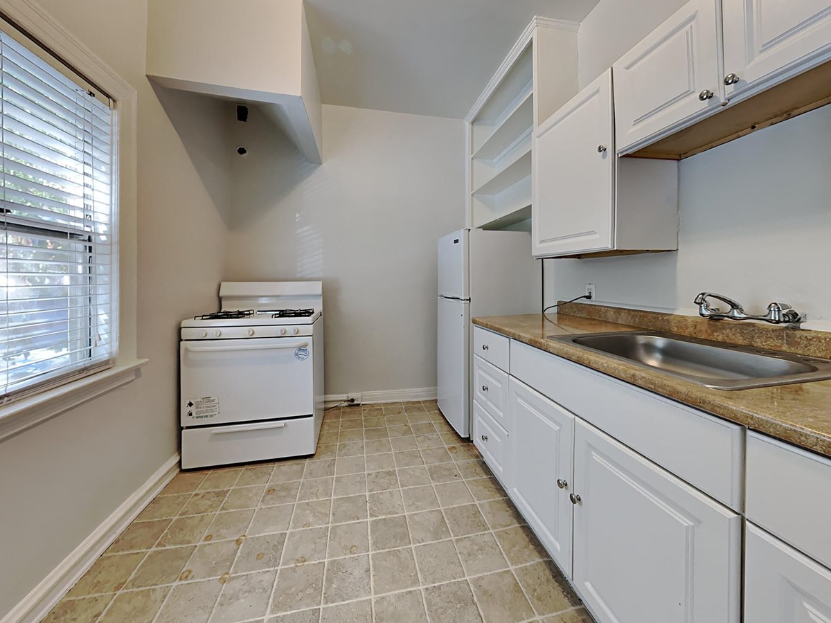 6434 Yucca Street Apartments