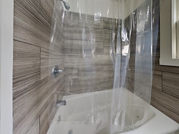 414 E 15th St Studio Apartment for Rent - Photo Gallery 5