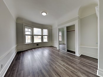 677 Ellis Street Studio Apartment for Rent - Photo Gallery 5
