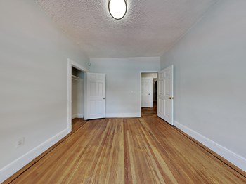 840 Van Ness Avenue Studio-2 Beds Apartment for Rent - Photo Gallery 4