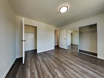 350 Newton Studio-2 Beds Apartment for Rent - Photo Gallery 6