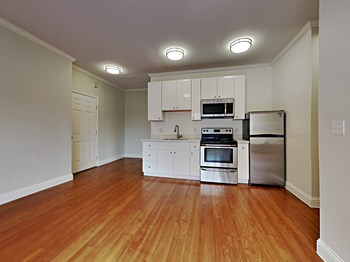 1146 McKinley Ave. Studio-2 Beds Apartment for Rent - Photo Gallery 6