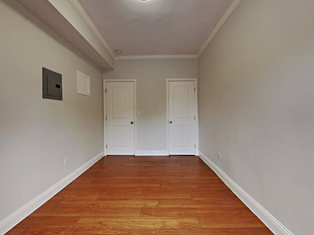 1146 McKinley Ave. Studio-2 Beds Apartment for Rent - Photo Gallery 10