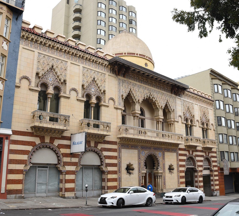 the building in which the hotel is located