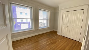 1128 Valencia Street 3 Beds Apartment for Rent - Photo Gallery 5