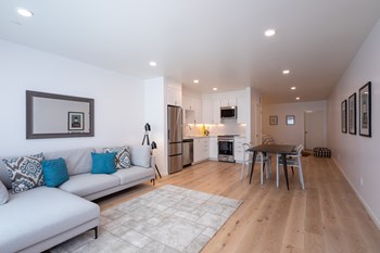 2775 Market Street 1-2 Beds Apartment for Rent - Photo Gallery 4