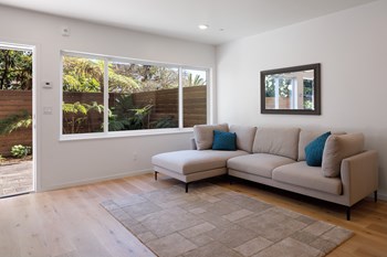 2775 Market Street 1-2 Beds Apartment for Rent - Photo Gallery 6