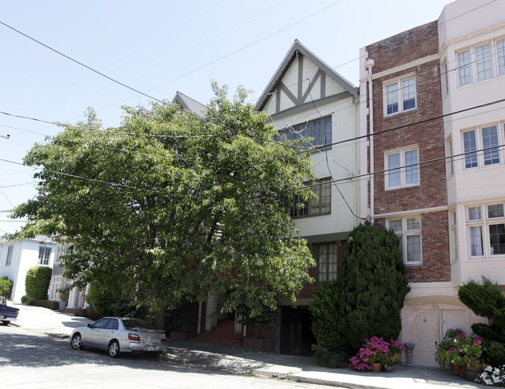 the building in which the apartment is located