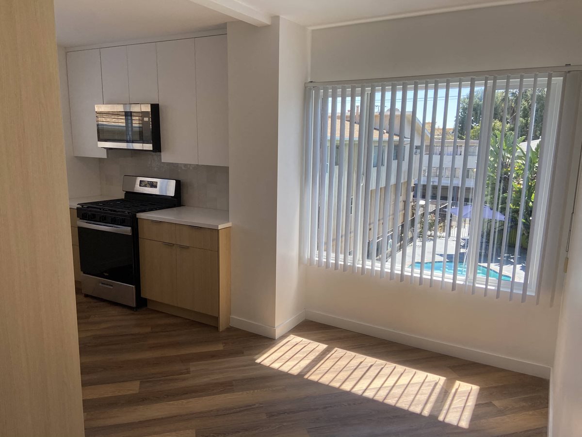 5447 Russell Rentals - Los Angeles