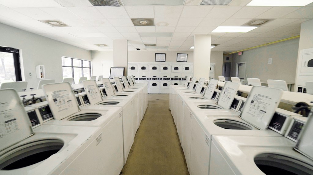 Laundry Facility  at Cypress Grove, Lauderhill