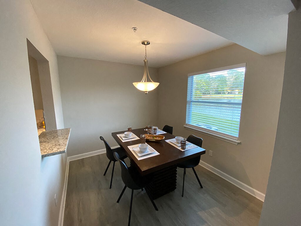 Dining Room at Auburn Glen Apartments, Jacksonville, 32256