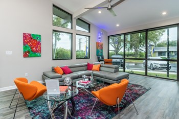 clubhouse - Photo Gallery 6