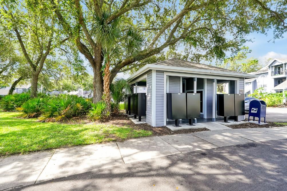 ARIUM Kissimmee Lakes