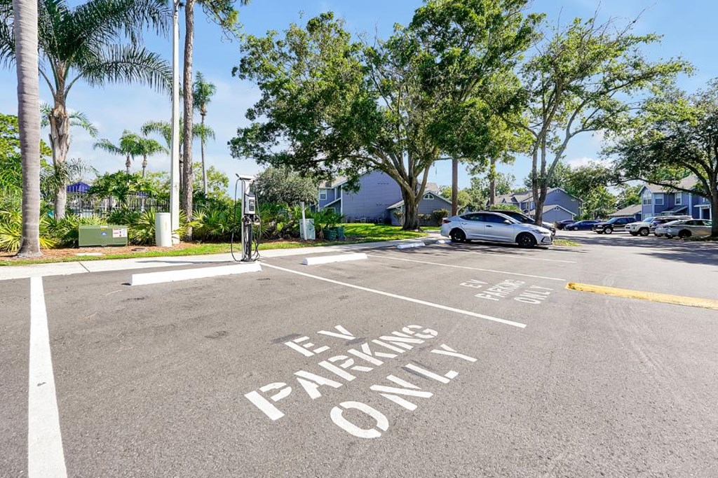 ARIUM Kissimmee Lakes