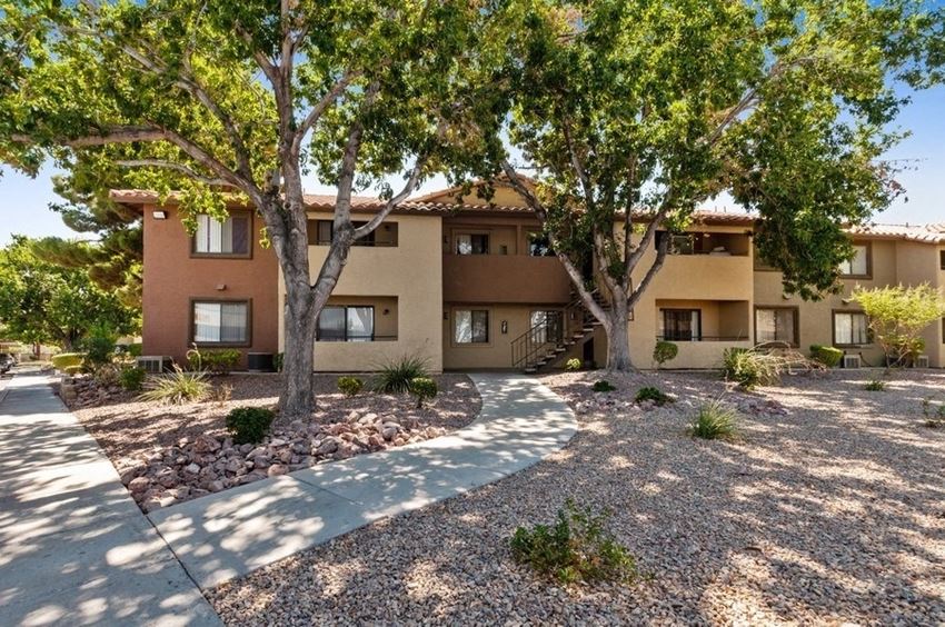 ARIUM Emerald Springs