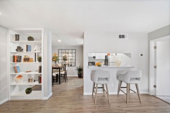 Interior - Photo Gallery 5