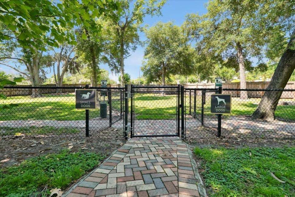 the gate to the dog park is closed