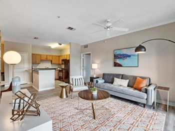 Interior - Photo Gallery 6