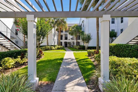 ARIUM Valencia Gardens