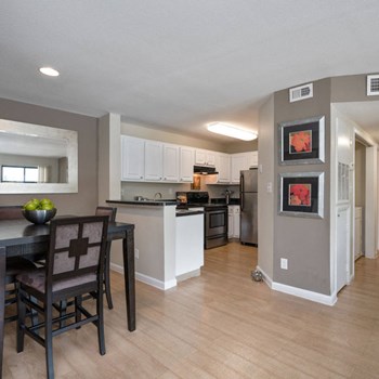 Interior Living Room - Photo Gallery 4