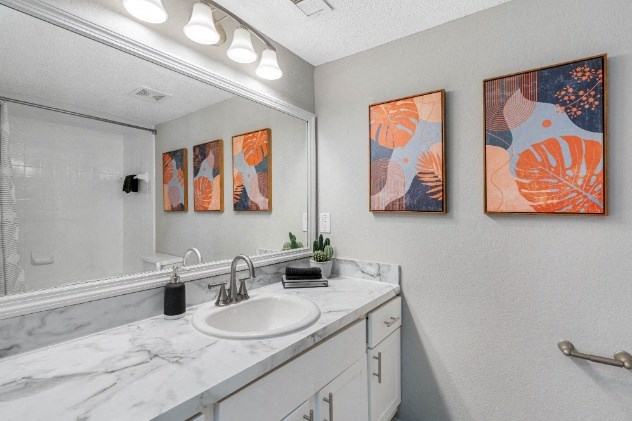 ARIUM Kissimmee Lakes