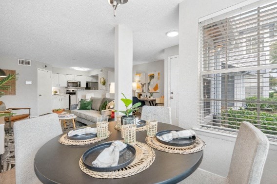 ARIUM Kissimmee Lakes