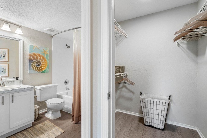 ARIUM Kissimmee Lakes