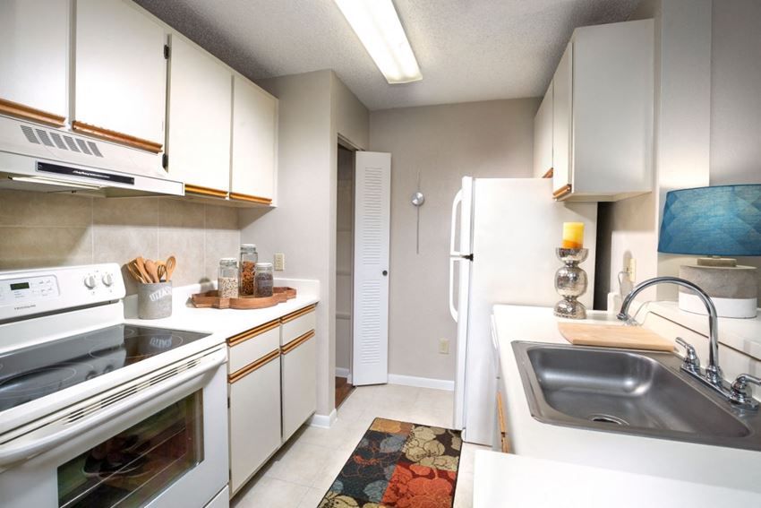 Interior Kitchen - Photo Gallery