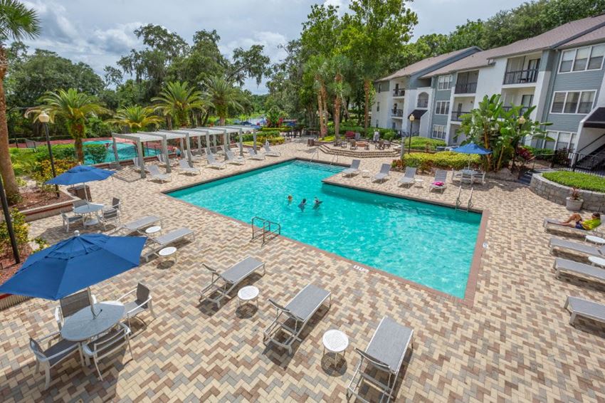 Exterior Pool - Photo Gallery