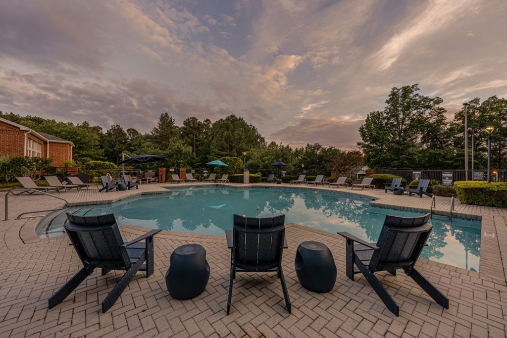 the preserve at ballantyne commons resort swimming pool