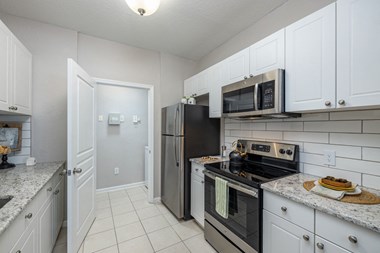 1502 Marsh Cove Ct 2 Beds Apartment for Rent - Photo Gallery 1
