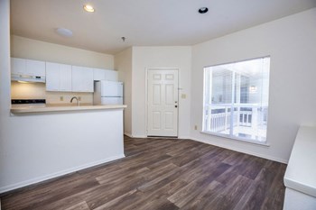Interior Living Room - Photo Gallery 4