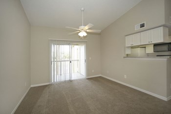 Interior Living Room - Photo Gallery 4