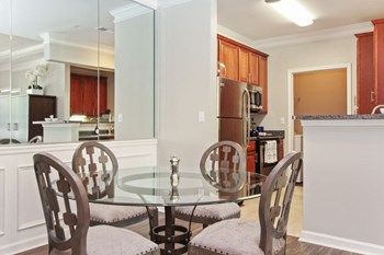 Interior - Photo Gallery 6