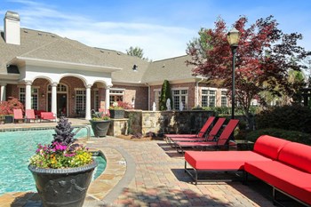 Exterior - Photo Gallery 10