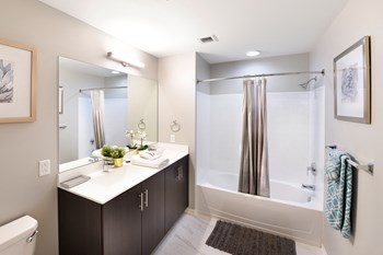 212 Meramec Ave Studio-3 Beds Apartment for Rent - Photo Gallery 27