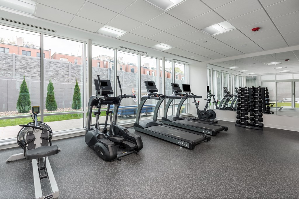 Gym at 2200 LaSalle Apartments, St Louis, 63104