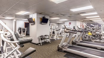 Image of Fitness Center - Photo Gallery 10