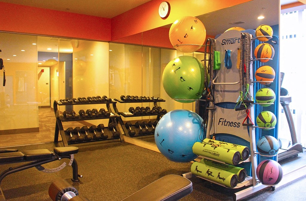 Fitness Center at The Laurel Apartments, Saint Louis, Missouri