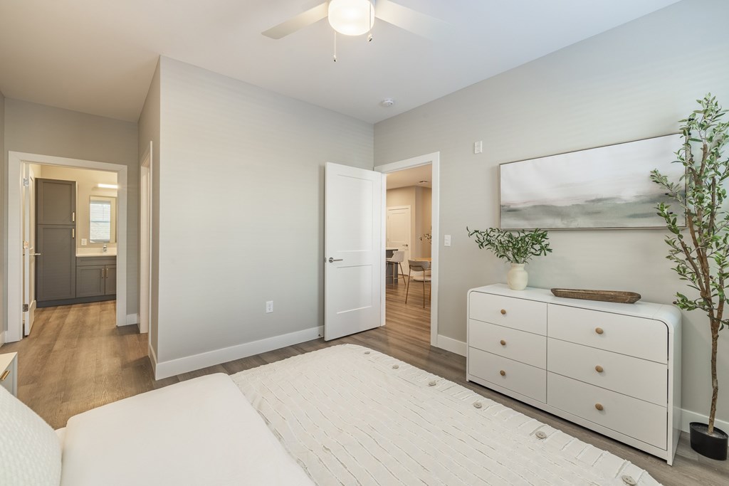 White Bedroom at Preserve at Sycamore Creek, Osage Beach, MO 65065