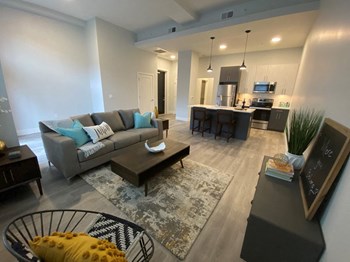 1418 Carroll St 1-2 Beds Apartment for Rent - Photo Gallery 4