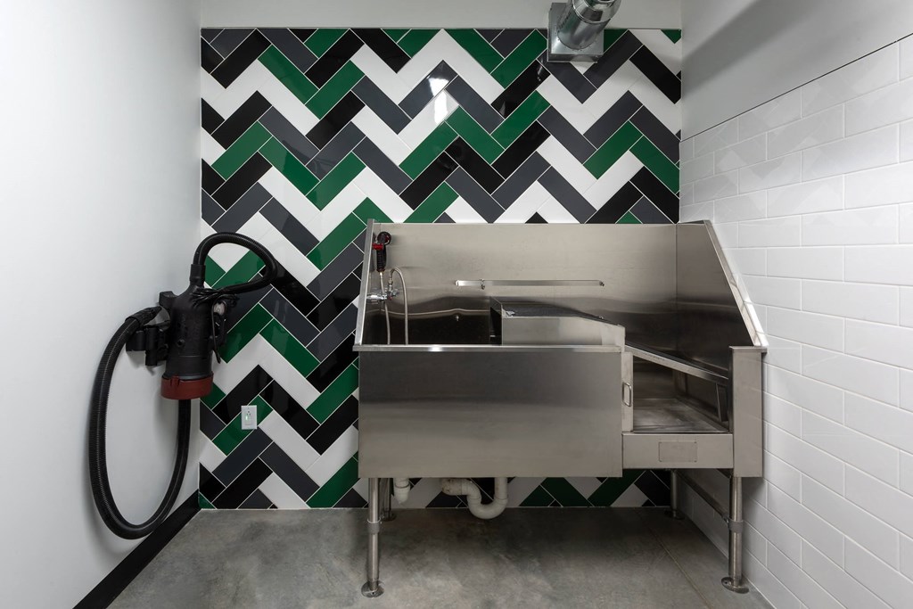 Pet washing station at Chapter at the Streets of St Charles, Saint Charles