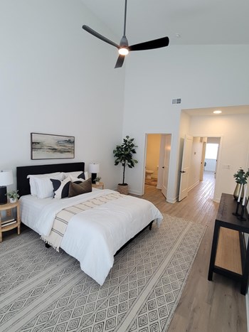 903 NW Black Twig Circ 3 Beds Apartment for Rent - Photo Gallery 18
